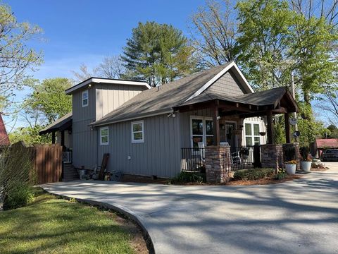 610 E Second Street Blue Ridge GA 30513