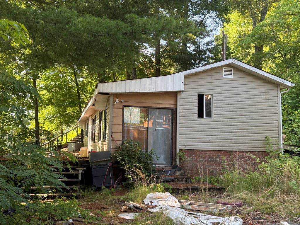 84 High Bridge Dr