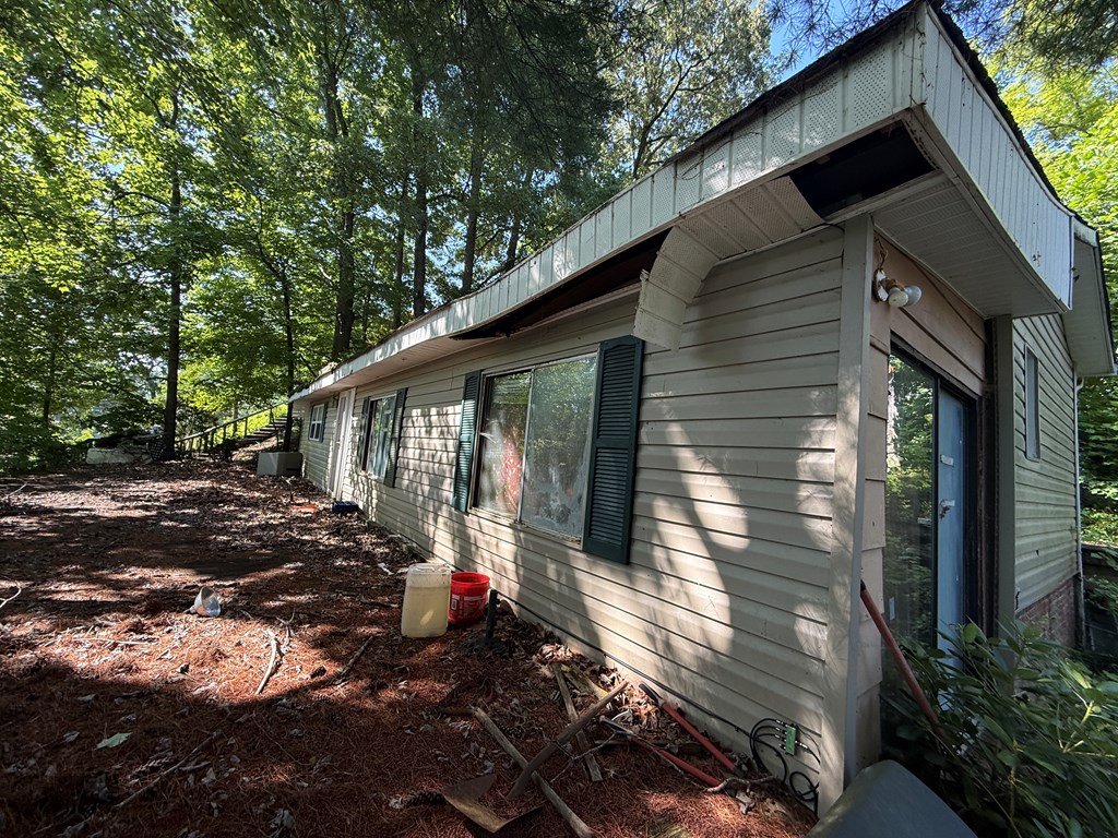 84 High Bridge Dr