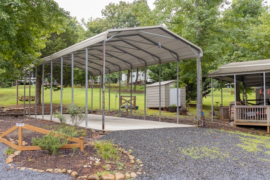 355 #127 Peaceful Loop