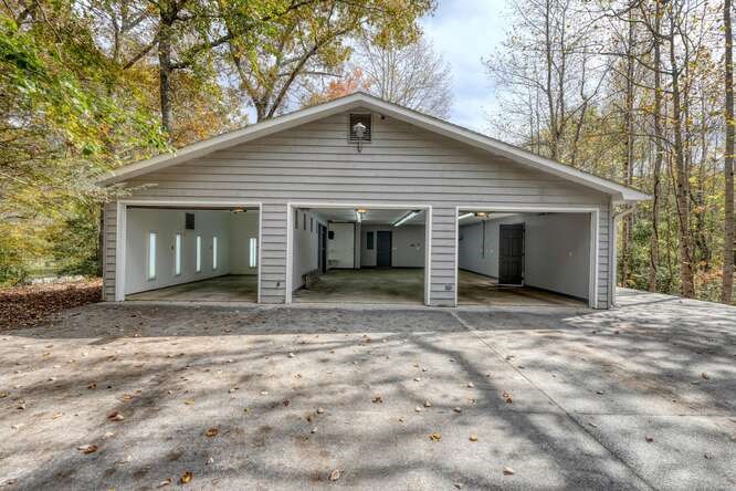 2802 Cynth Creek Road