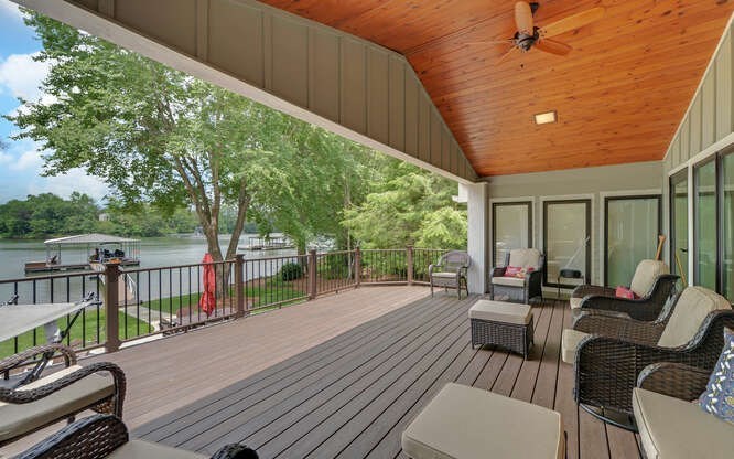 Hiawassee, Georgia, 30546, United States, 6 Bedrooms Bedrooms, ,4 BathroomsBathrooms,Residential,Active,2028167