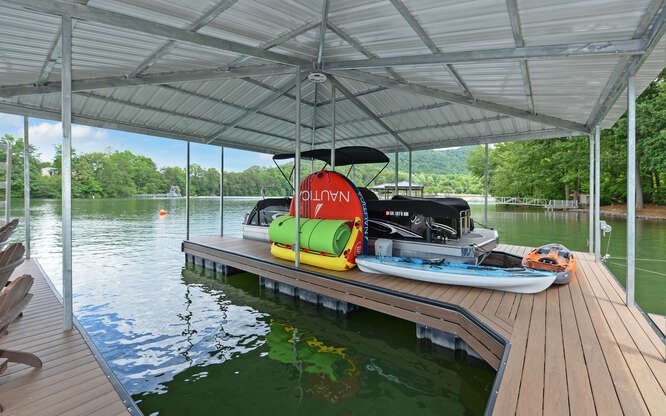 Hiawassee, Georgia, 30546, United States, 6 Bedrooms Bedrooms, ,4 BathroomsBathrooms,Residential,Active,2028167