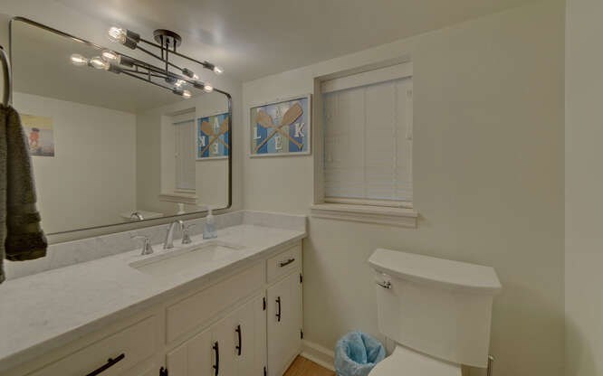 Hiawassee, Georgia, 30546, United States, 6 Bedrooms Bedrooms, ,4 BathroomsBathrooms,Residential,Active,2028167