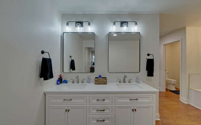 Hiawassee, Georgia, 30546, United States, 6 Bedrooms Bedrooms, ,4 BathroomsBathrooms,Residential,Active,2028167
