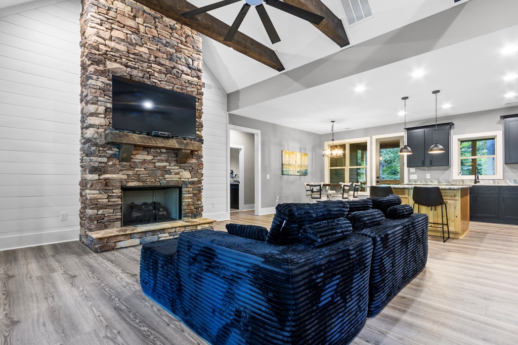 1441 Whitestone Road