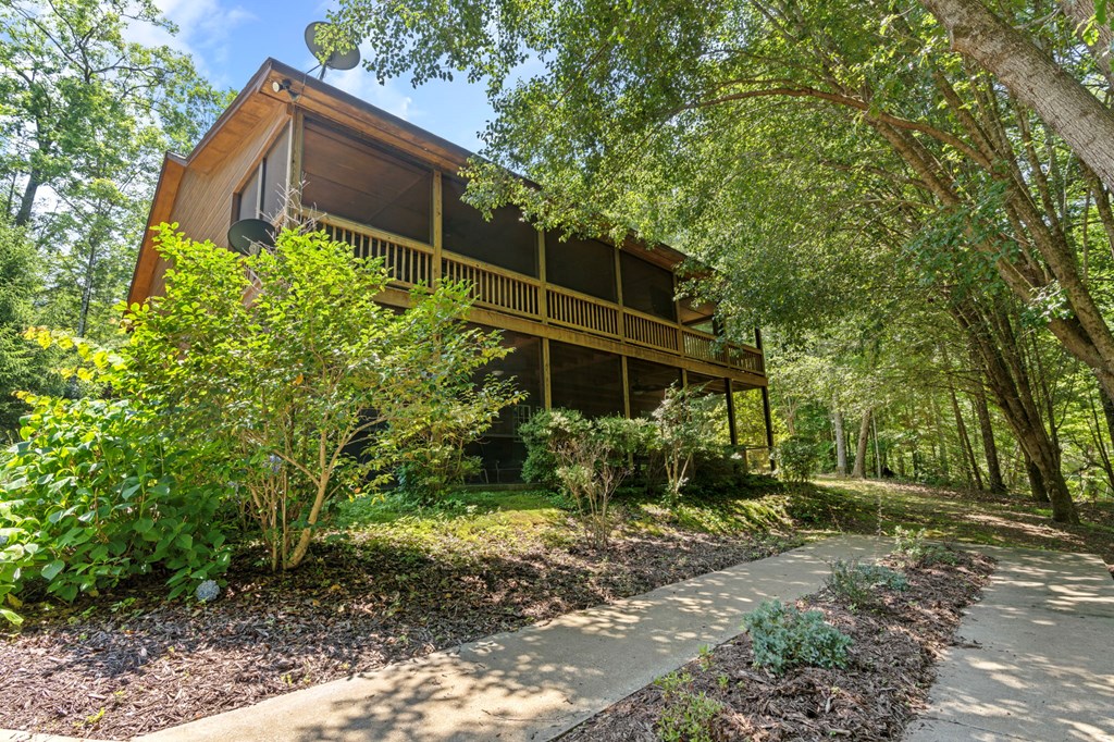 556 Flat Creek Circle