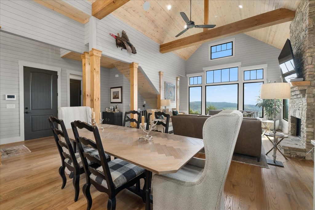 Ellijay, Georgia, 30540, United States, 5 Bedrooms Bedrooms, ,7 BathroomsBathrooms,Residential,Active,2041495