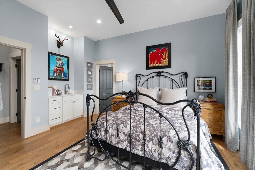 Ellijay, Georgia, 30540, United States, 5 Bedrooms Bedrooms, ,7 BathroomsBathrooms,Residential,Active,2041495