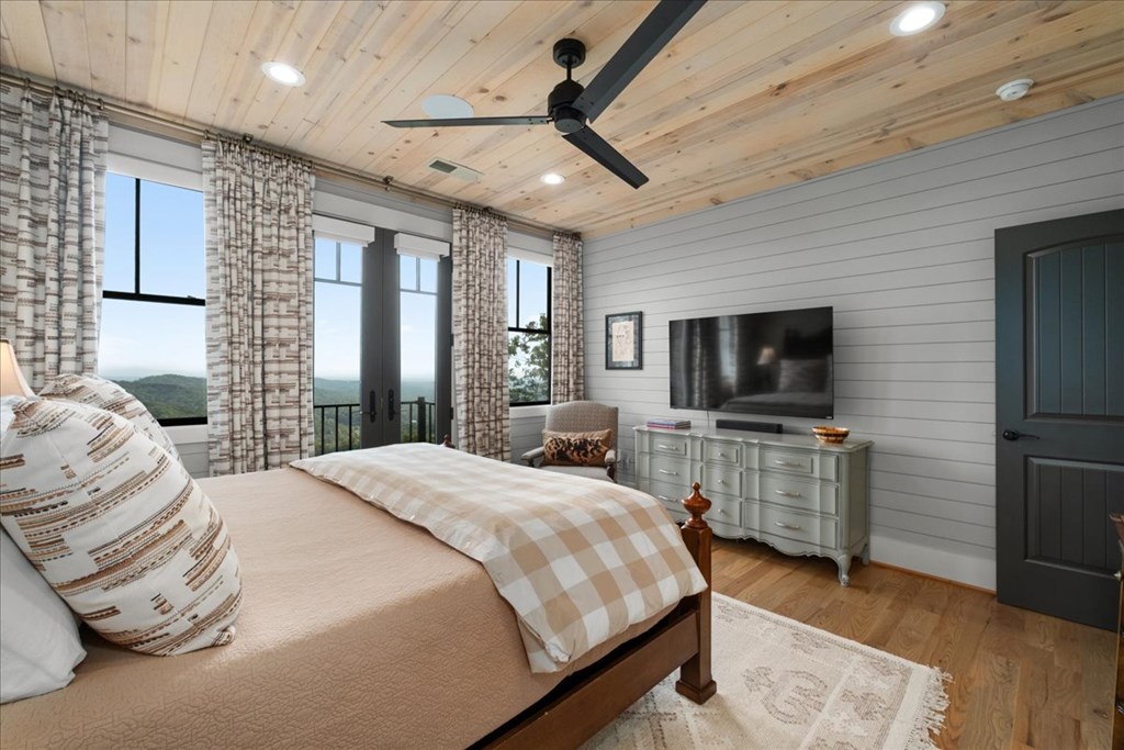 Ellijay, Georgia, 30540, United States, 5 Bedrooms Bedrooms, ,7 BathroomsBathrooms,Residential,Active,2041495