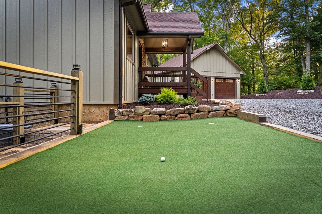 241 Wolf Creek Mountain Road