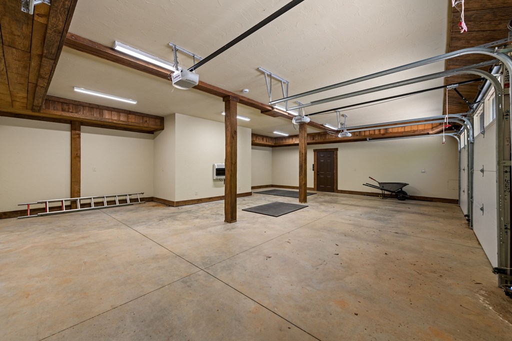 Cherry Log, Georgia, 30522, United States, 5 Bedrooms Bedrooms, ,5 BathroomsBathrooms,Residential,Active,2045528