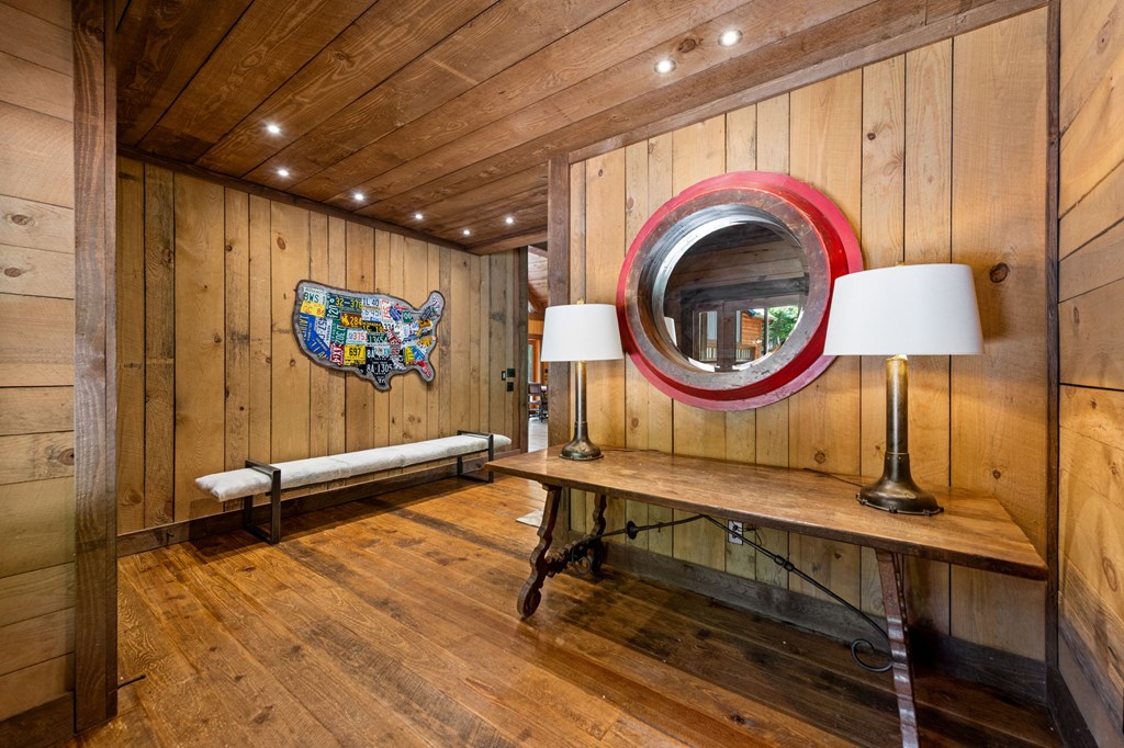 Cherry Log, Georgia, 30522, United States, 5 Bedrooms Bedrooms, ,5 BathroomsBathrooms,Residential,Active,2045528