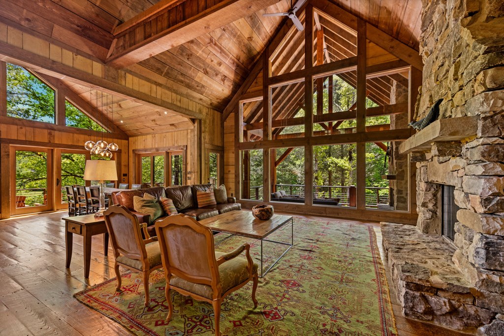 Cherry Log, Georgia, 30522, United States, 5 Bedrooms Bedrooms, ,5 BathroomsBathrooms,Residential,Active,2045528