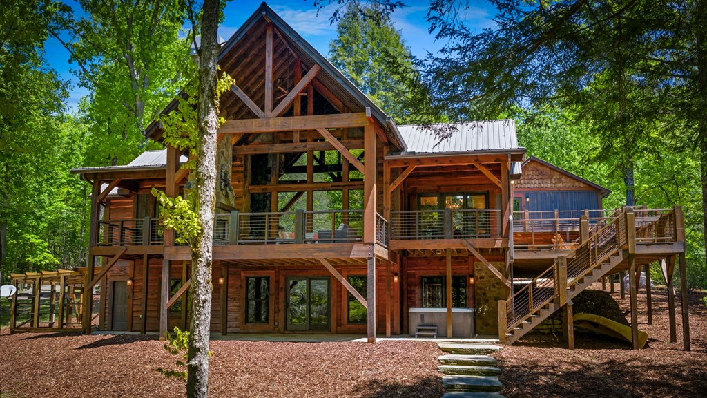 Cherry Log, Georgia, 30522, United States, 5 Bedrooms Bedrooms, ,5 BathroomsBathrooms,Residential,Active,2045528
