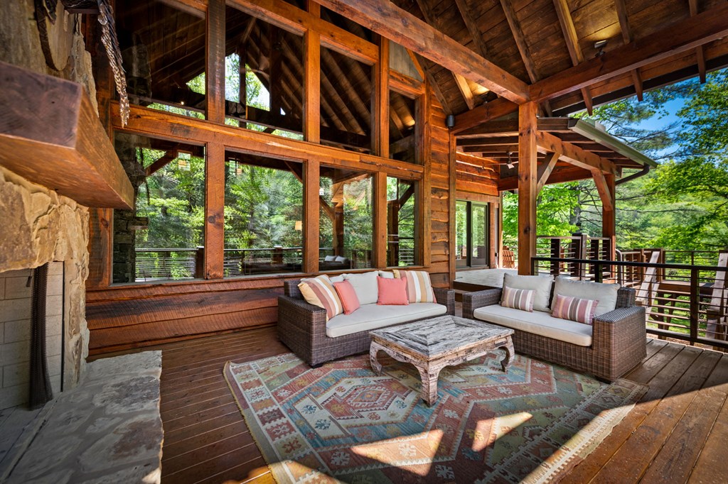 Cherry Log, Georgia, 30522, United States, 5 Bedrooms Bedrooms, ,5 BathroomsBathrooms,Residential,Active,2045528