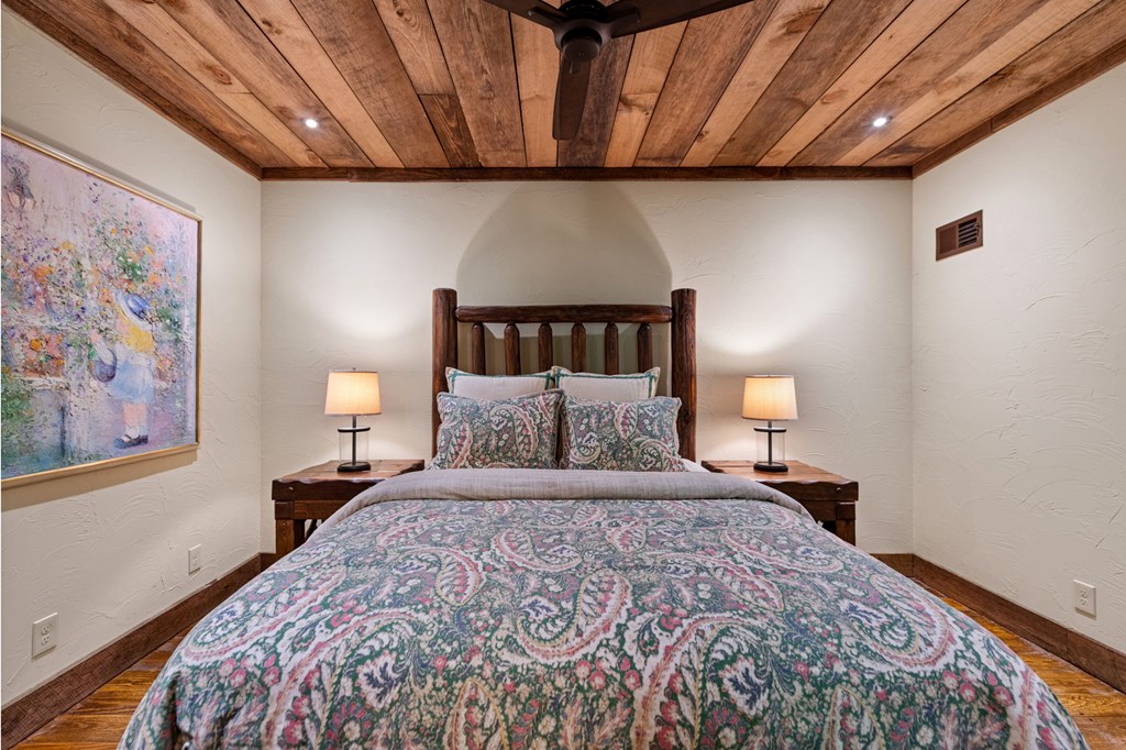 Cherry Log, Georgia, 30522, United States, 5 Bedrooms Bedrooms, ,5 BathroomsBathrooms,Residential,Active,2045528
