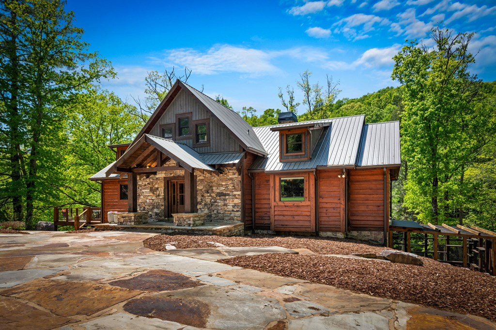 Cherry Log, Georgia, 30522, United States, 5 Bedrooms Bedrooms, ,5 BathroomsBathrooms,Residential,Active,2045528