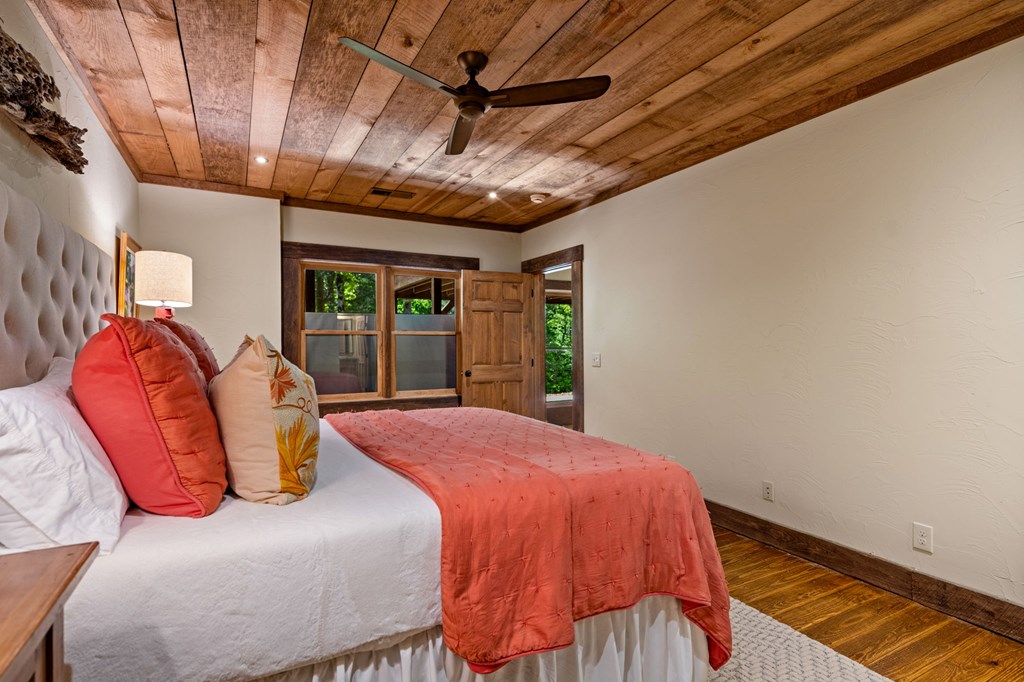Cherry Log, Georgia, 30522, United States, 5 Bedrooms Bedrooms, ,5 BathroomsBathrooms,Residential,Active,2045528