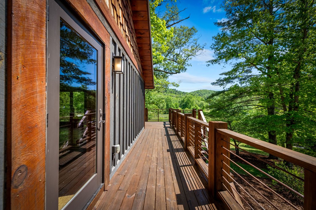 Cherry Log, Georgia, 30522, United States, 5 Bedrooms Bedrooms, ,5 BathroomsBathrooms,Residential,Active,2045528
