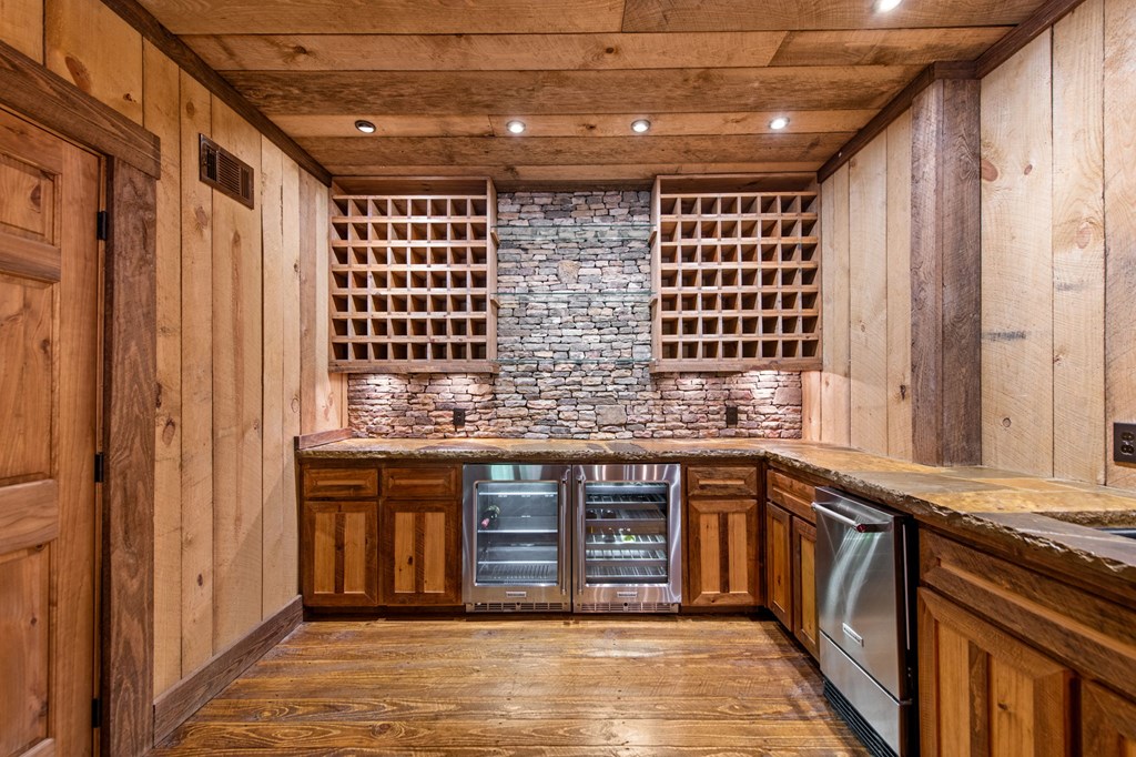 Cherry Log, Georgia, 30522, United States, 5 Bedrooms Bedrooms, ,5 BathroomsBathrooms,Residential,Active,2045528