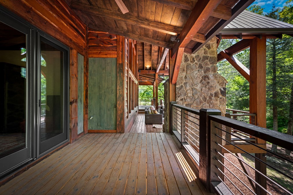 Cherry Log, Georgia, 30522, United States, 5 Bedrooms Bedrooms, ,5 BathroomsBathrooms,Residential,Active,2045528