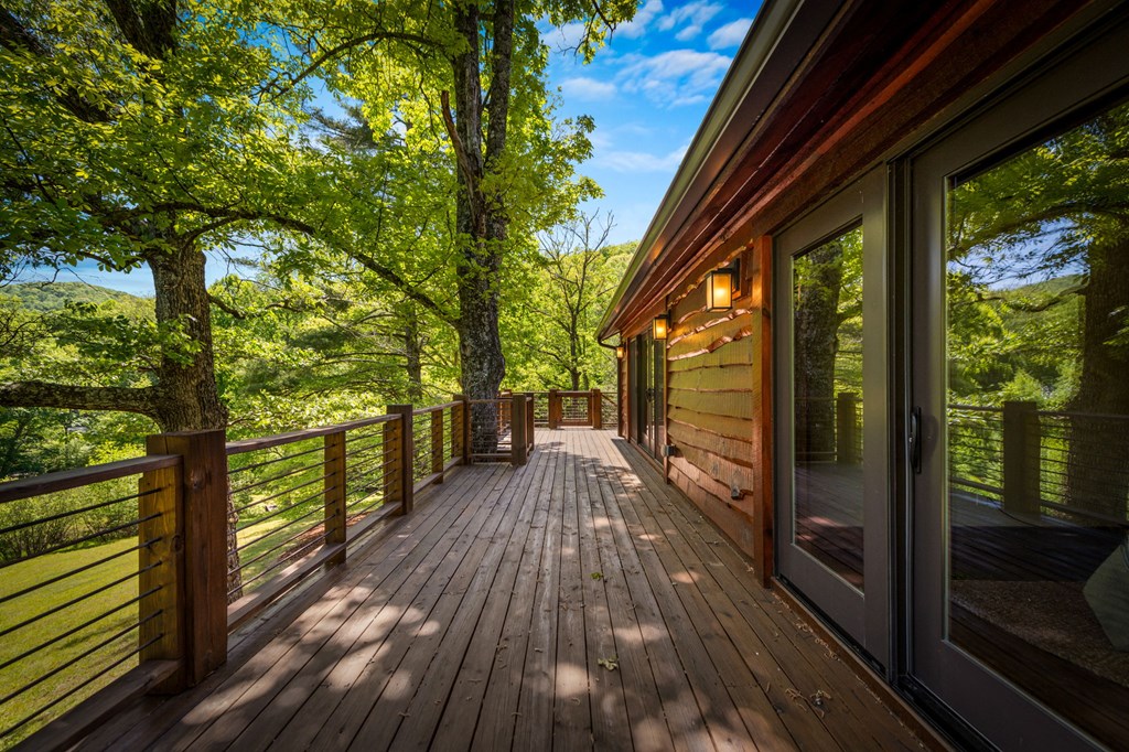 Cherry Log, Georgia, 30522, United States, 5 Bedrooms Bedrooms, ,5 BathroomsBathrooms,Residential,Active,2045528