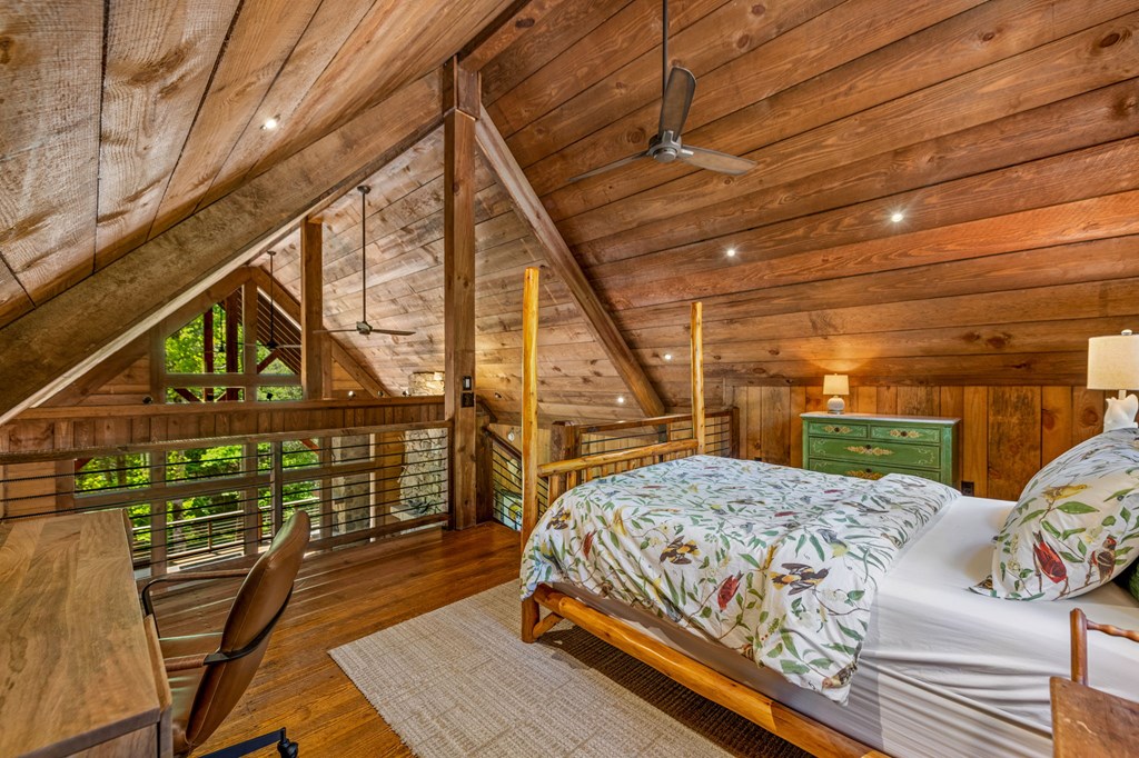 Cherry Log, Georgia, 30522, United States, 5 Bedrooms Bedrooms, ,5 BathroomsBathrooms,Residential,Active,2045528
