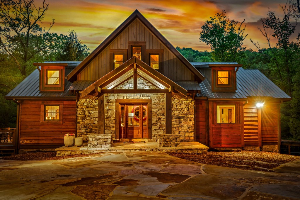 Cherry Log, Georgia, 30522, United States, 5 Bedrooms Bedrooms, ,5 BathroomsBathrooms,Residential,Active,2045528