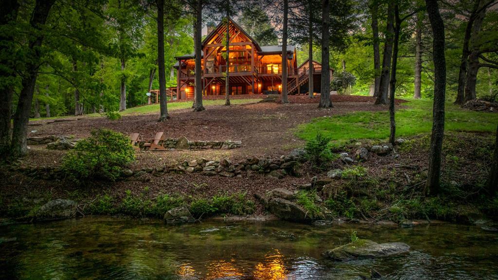 Cherry Log, Georgia, 30522, United States, 5 Bedrooms Bedrooms, ,5 BathroomsBathrooms,Residential,Active,2045528