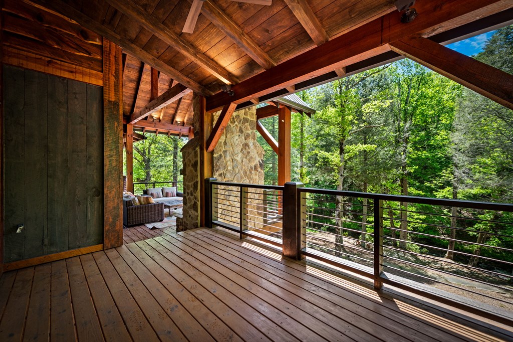 Cherry Log, Georgia, 30522, United States, 5 Bedrooms Bedrooms, ,5 BathroomsBathrooms,Residential,Active,2045528