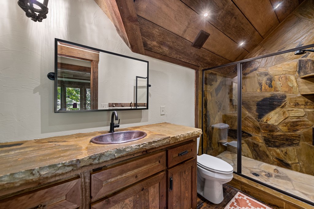 Cherry Log, Georgia, 30522, United States, 5 Bedrooms Bedrooms, ,5 BathroomsBathrooms,Residential,Active,2045528