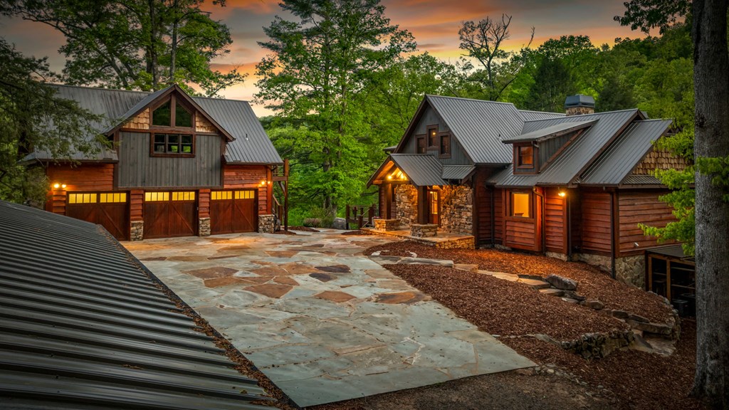 Cherry Log, Georgia, 30522, United States, 5 Bedrooms Bedrooms, ,5 BathroomsBathrooms,Residential,Active,2045528