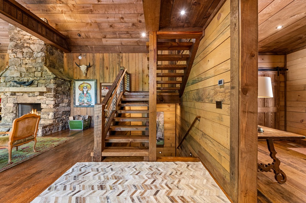 Cherry Log, Georgia, 30522, United States, 5 Bedrooms Bedrooms, ,5 BathroomsBathrooms,Residential,Active,2045528
