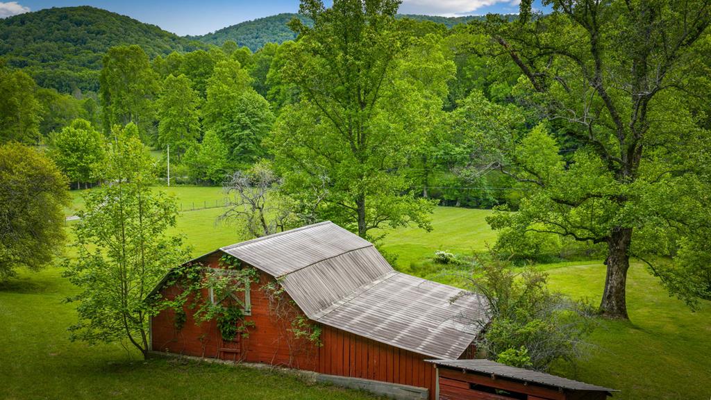 Cherry Log, Georgia, 30522, United States, 5 Bedrooms Bedrooms, ,5 BathroomsBathrooms,Residential,Active,2045528
