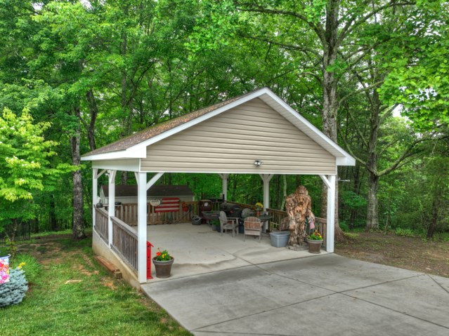 113 Dundee Drive