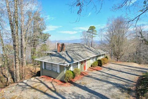 1528 Hillcrest Spur Hiawassee GA 30546
