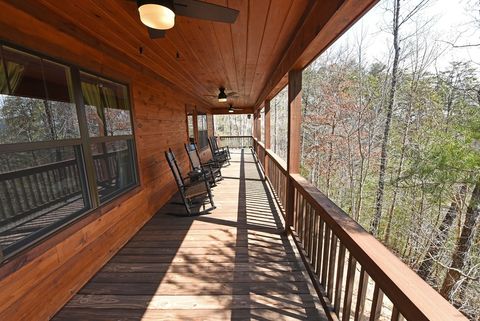 A home in Mineral Bluff