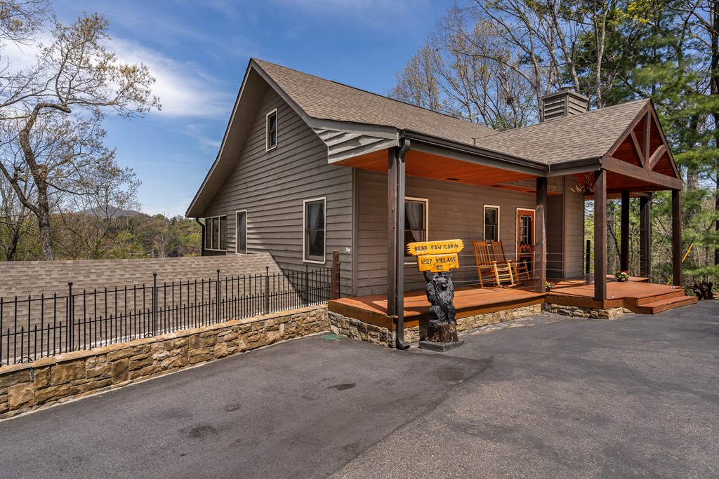 1227 Village Road
