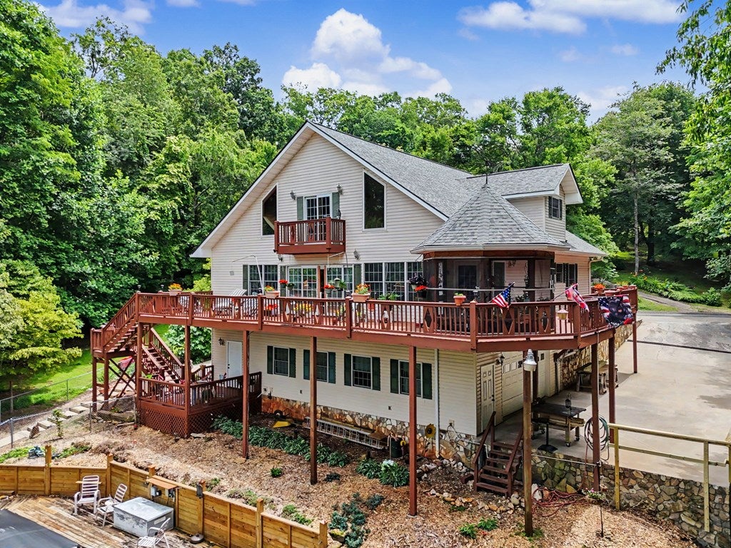 488 Dogwood Place