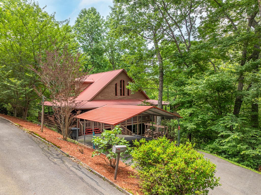 196 Wildwind Lane