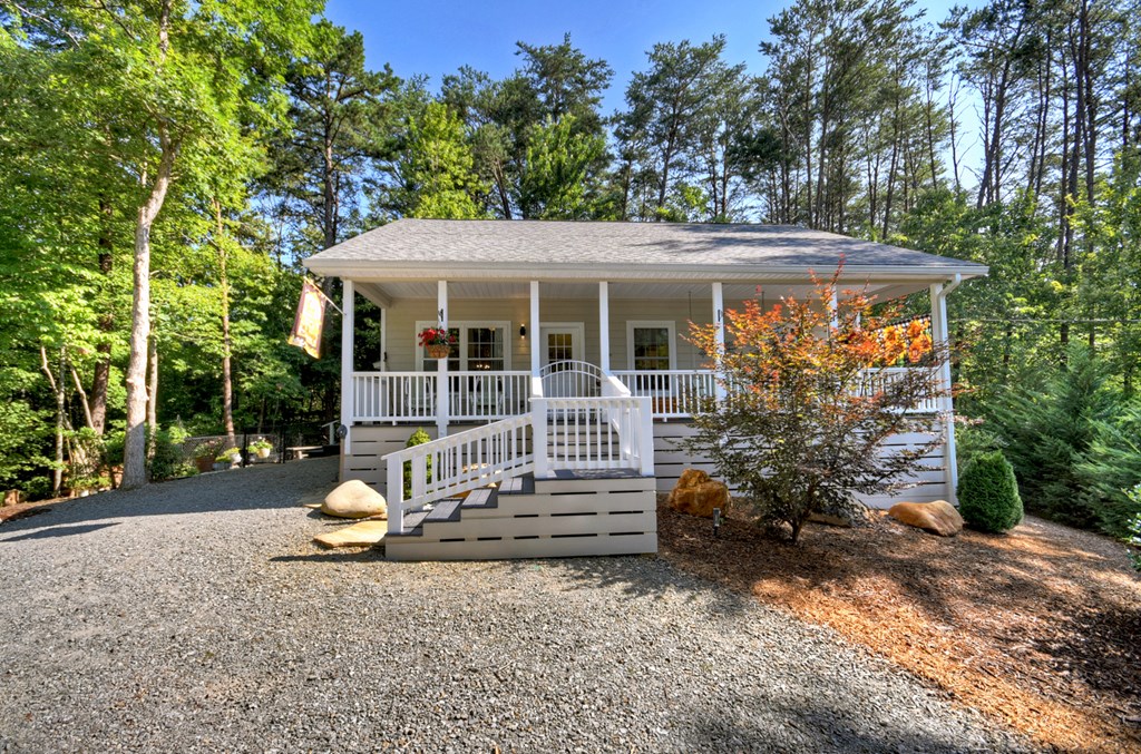 198 Laurel Drive