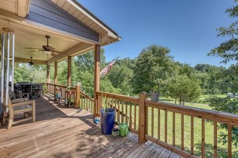 A home in Hayesville