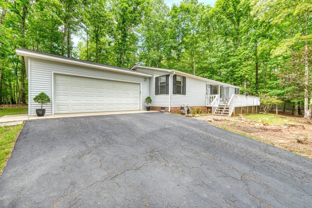 331 Rocky Circle
