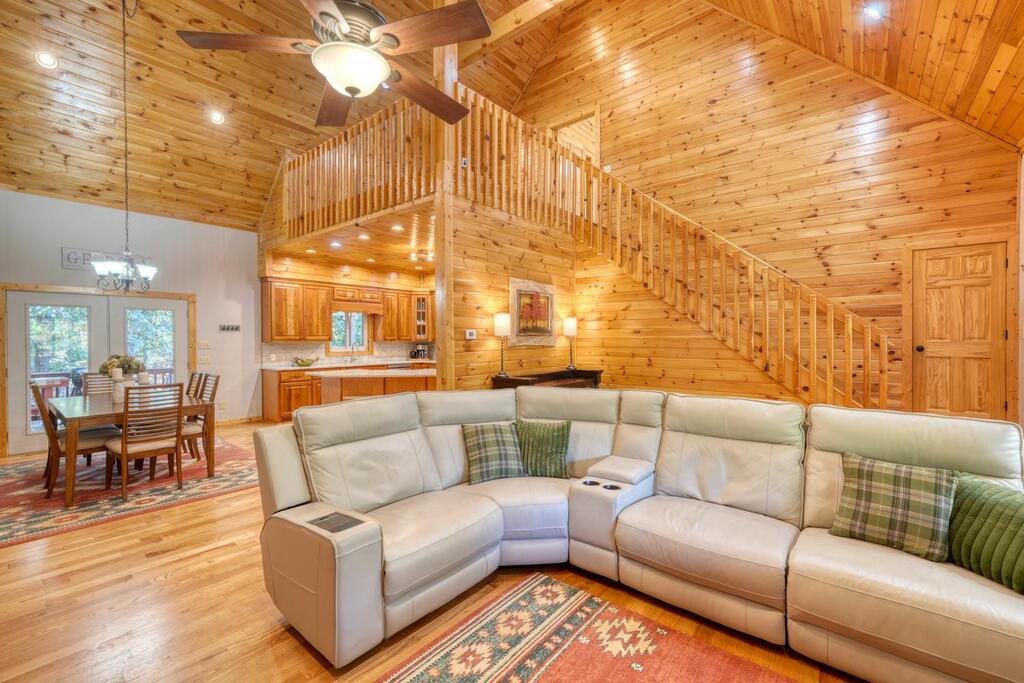 292 High Country Circle