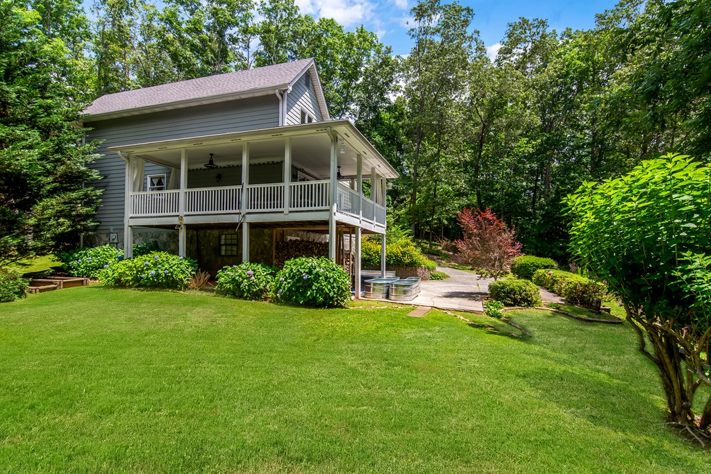563 Westwoods Drive