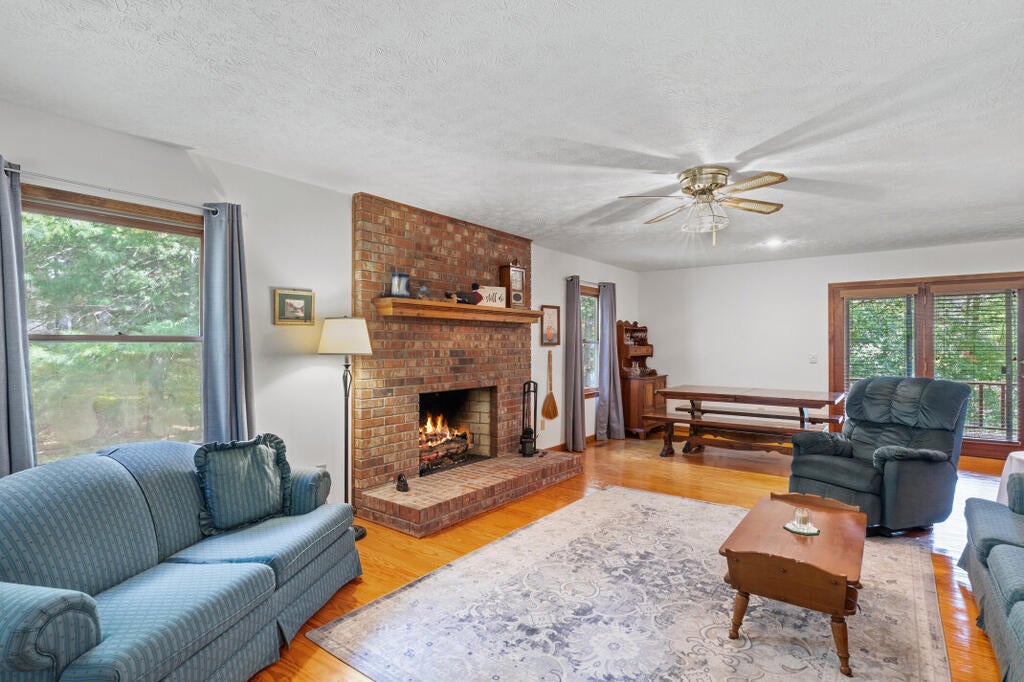124 Eller Road