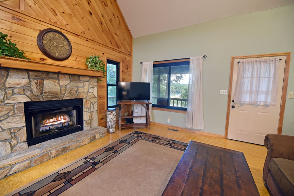 81 Buck Ridge Drive