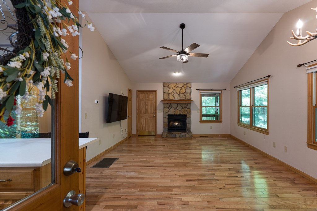 75 Crooked Lane