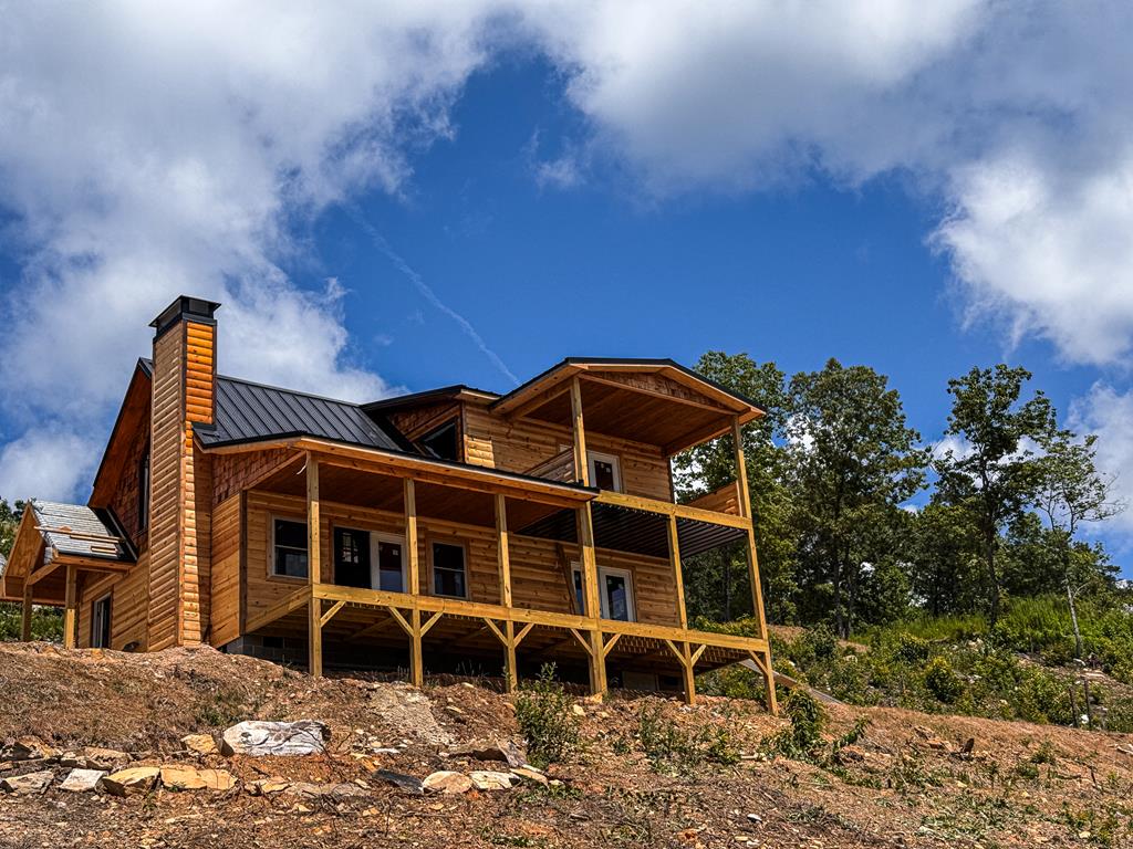 106 Mistletoe Ridge